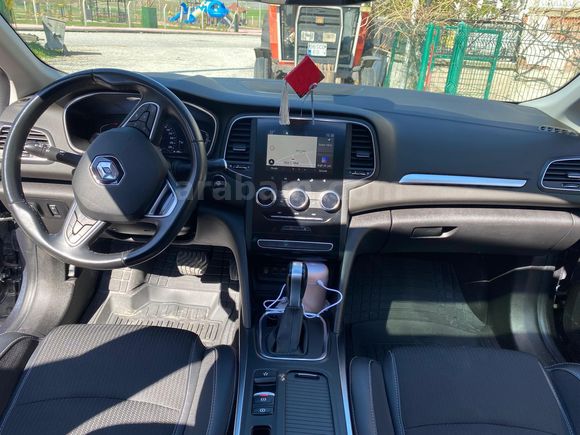 Sahibinden Renault Megane 1.5 Blue DCI Icon 2021 Model