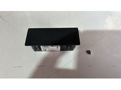 renault clıo 5 orjınal usb priz kapağı konsol 