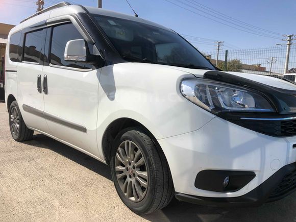 Sahibinden Fiat Doblo Combi 1.6 Multijet Premio Plus 2017 Model 