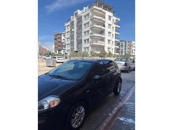 Sahibinden Fiat Punto EVO 1.4 Dynamic 2011 Model 