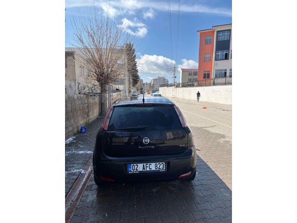 Sahibinden Fiat Punto EVO 1.4 Dynamic 2011 Model 