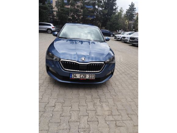 Sahibinden Skoda Scala 1.0 TSI Premium 2021 Model Siirt 61.000 km Mavi (metalik)
