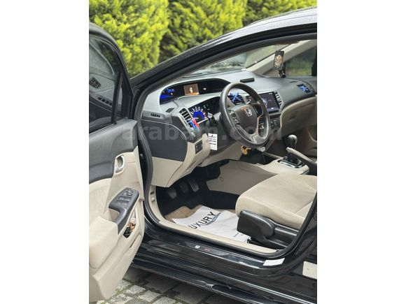 Sahibinden Honda Civic 1.6i VTEC Dream 2016 Model 