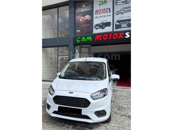 Sahibinden Ford Tourneo Courier 1.5 EcoBlue Deluxe 2023 Model 