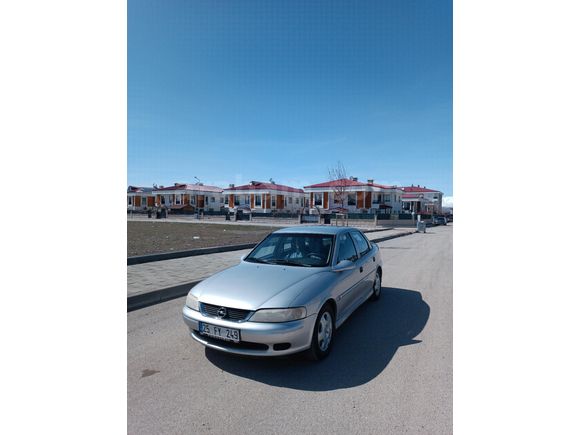 Sahibinden Opel Vectra 1.6 Comfort 2000 Model