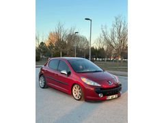Sahibinden Peugeot 207 1.4 HDi Trendy 2006 Model  270.000 km Kırmızı