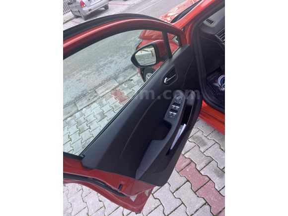 Sahibinden Renault Clio 1.3 TCe Touch 2020 Model  81000 km Turuncu