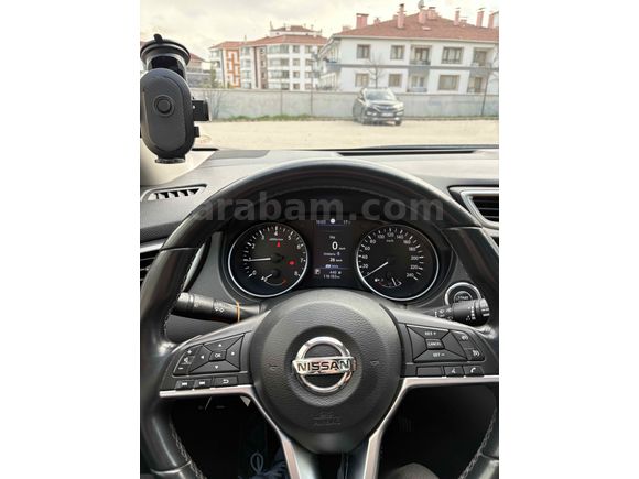 Sahibinden Nissan Qashqai 1.3 DIG-T Sky Pack 2020 Model Pazarlıksız 