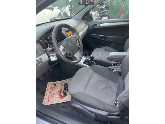 Fırsat!! Opel Astra 1.3 CDTI Enjoy 111.Yıl 2010 Model 