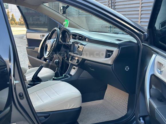 Sahibinden Toyota Corolla 1.4 D-4D Advance 2013 Model