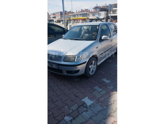 Sahibinden Volkswagen Polo 1.4 Comfortline 2000 Model  332 km Gri (Gümüş)
