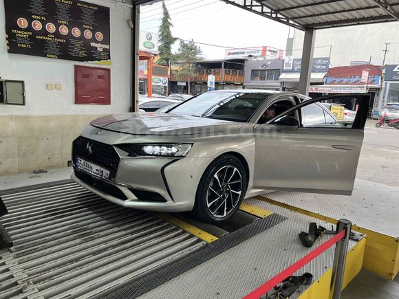 Sahibinden DS Automobiles DS9 1.6 PureTech Performance Line 2021 Model  95.000 km Gri (titanyum)