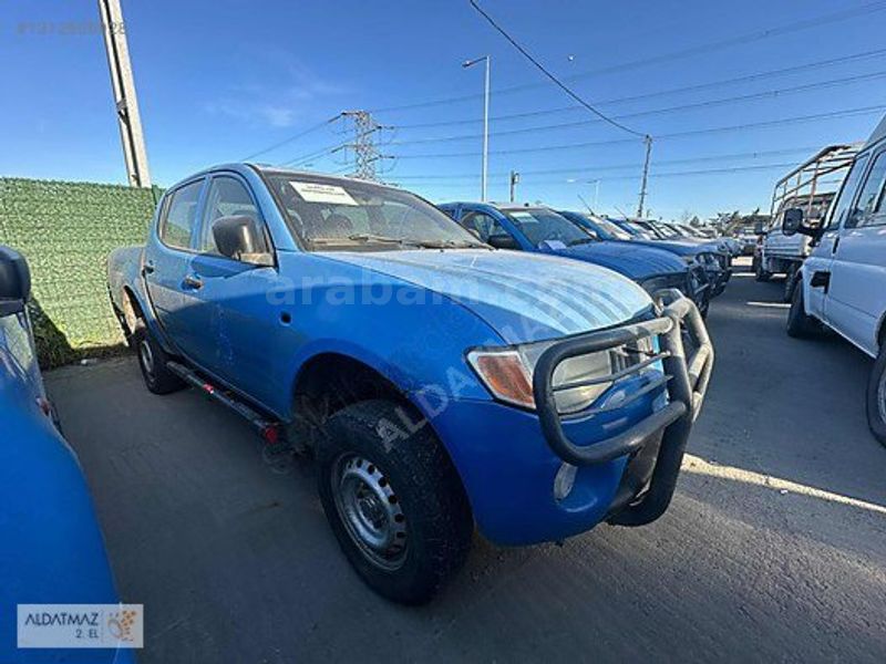 blue lug まとめ売り 【 Total ¥18,480- 】 Galeriden Mitsubishi L 200 4x4 Intense 2008 Model İstanbul 330.084
