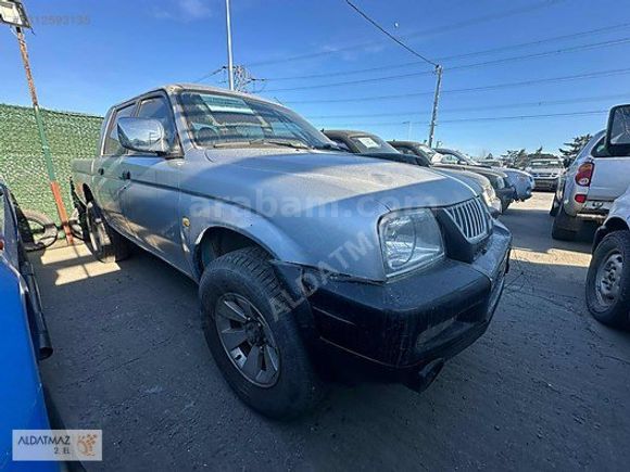 ALDATMAZ PLAZA'DAN 2006 MODEL MİTSUBİSHİ MAGNUM 4X4 2.5 TDI