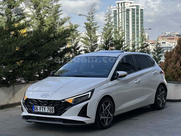 2023 MODEL HYUNDAİ İ20 MAKYAJLI KASA 1.4 MPI ELİTE
