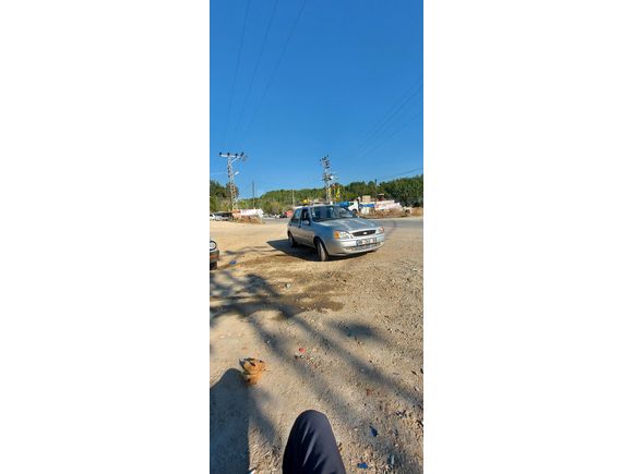 Sahibinden Ford Fiesta 1.25 Ghia 2001 Model Ankara