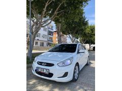 Sahibinden Hyundai Accent Blue 1.6 CRDI Mode Plus 2014 Model 