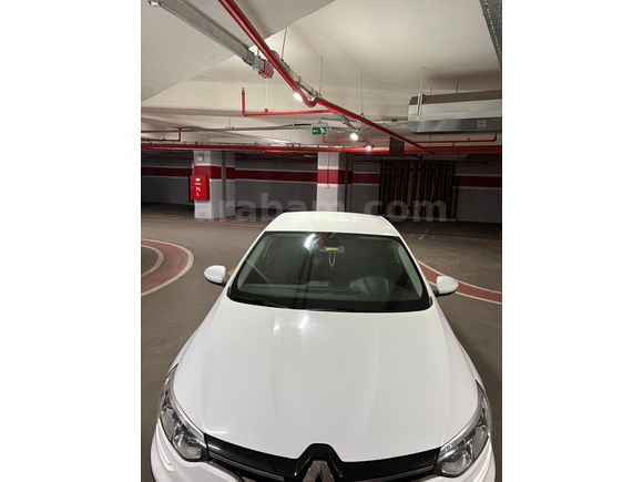 Sahibinden Renault Megane 1.5 Blue DCI Touch 2022 Model 