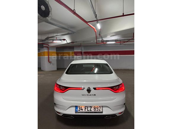 Sahibinden Renault Megane 1.5 Blue DCI Touch 2022 Model 