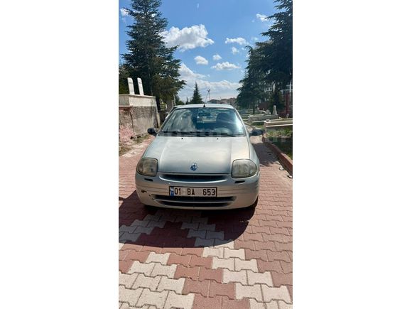 Sahibinden Renault Clio 1.4 RN 2000 Model
