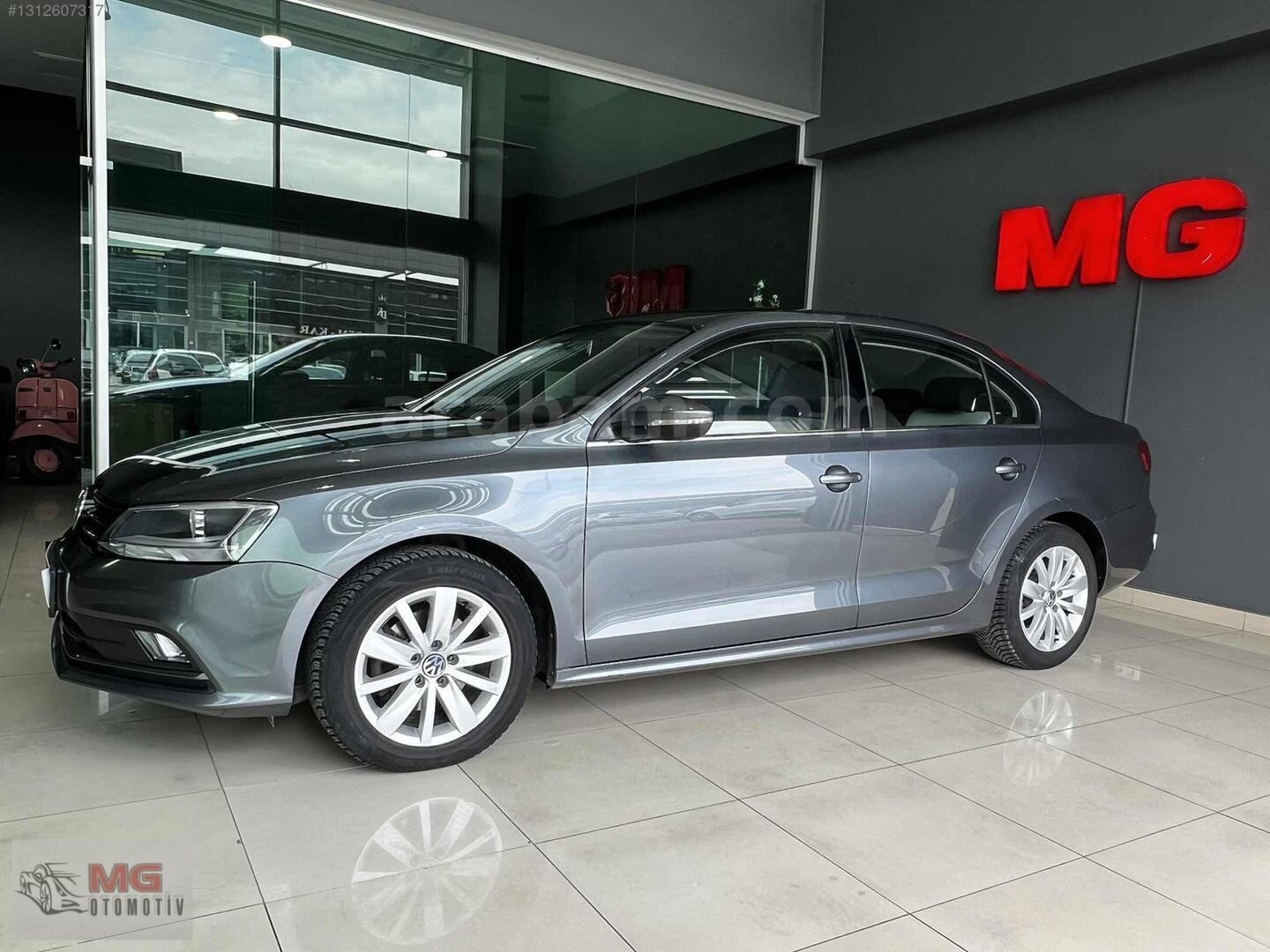 Galeriden Volkswagen Jetta 1.6 TDi Trendline 2014 Model Ankara 125.000 km Gri 4