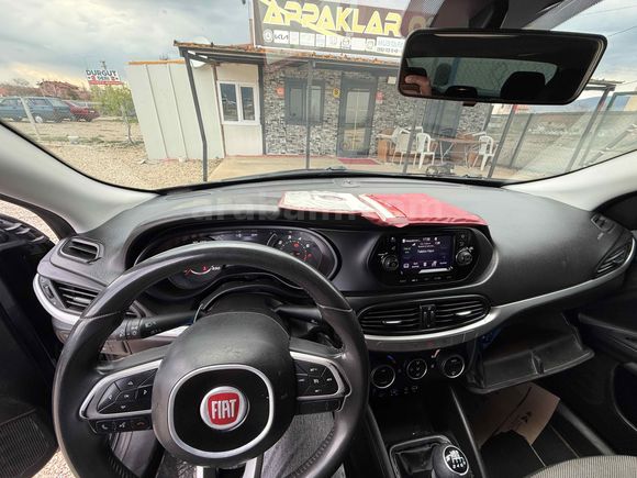 Galeriden Fiat Egea 1.4 Fire Urban 2016 Model Isparta