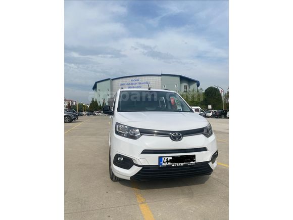 Toyota Proace 2023
