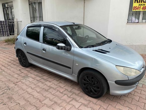 Sahibinden Peugeot 206 1.4 X-Design 2005 Model Antalya 219.000 km Gri (Gümüş)