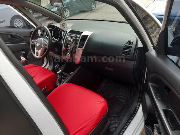 Sahibinden Kia Venga 1.4 CRDi Active 2011 Model