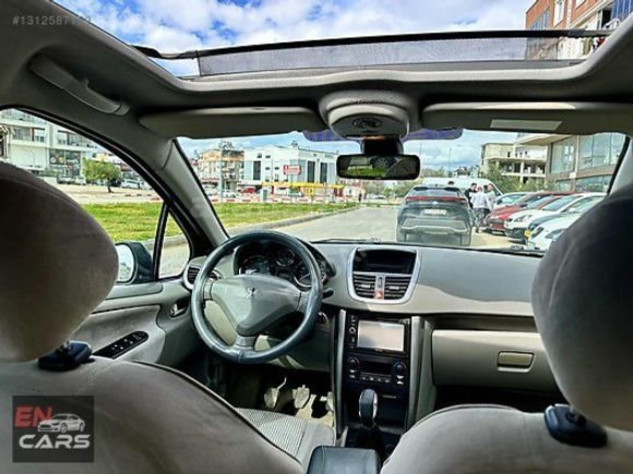 EnCars'dan Peugeot 207 Değişensiz