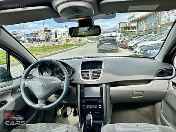 EnCars'dan Peugeot 207 Değişensiz