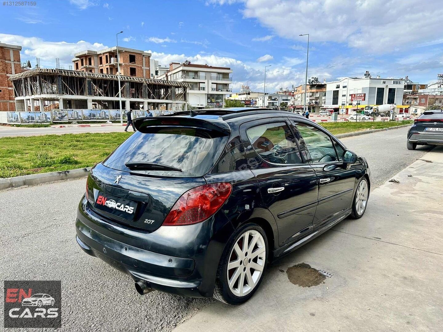 Galeriden Peugeot 207 1.6 HDi Premium 2008 Model Antalya 308.000 km Siyah 7