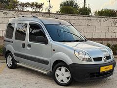 TERTEMİZ+BAKIMLI+2006 MODEL+RENAULT KANGO+KLİMA+AİRBAĞ