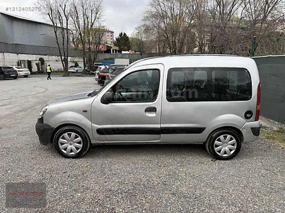 HM//MOTORS KANGO 1.5 DCİ BAKIMLI MASRAFSIZ MUEYENE YENİ KLİMALI
