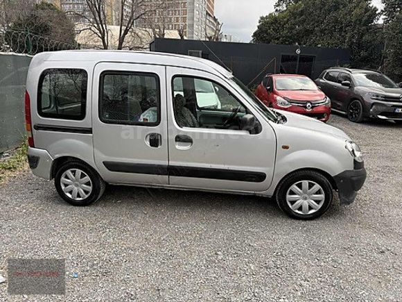 HM//MOTORS KANGO 1.5 DCİ BAKIMLI MASRAFSIZ MUEYENE YENİ KLİMALI