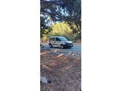 Sahibinden Fiat Doblo Combi 1.3 Multijet Easy 2020 Model İstanbul 138.000 km Beyaz