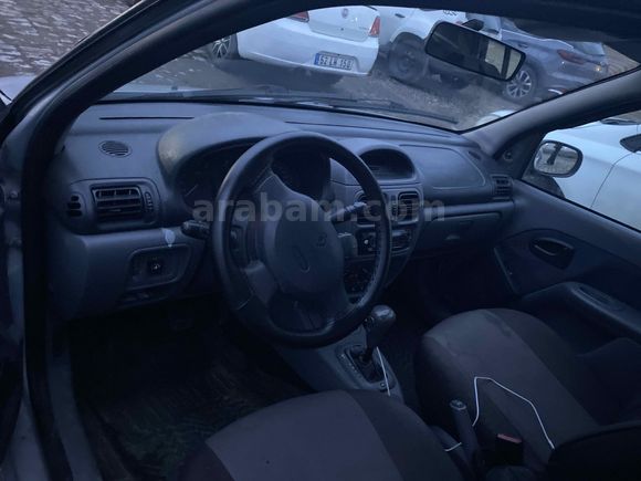 Sahibinden Renault Clio 1.6 RT 2000 Model   8 walf 285.000 km Diğer