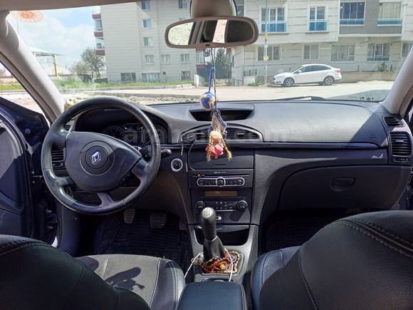 Sahibinden Renault Laguna 1.6 Privilege 2007 Model muyene yeni.periyodik bakımları yeni