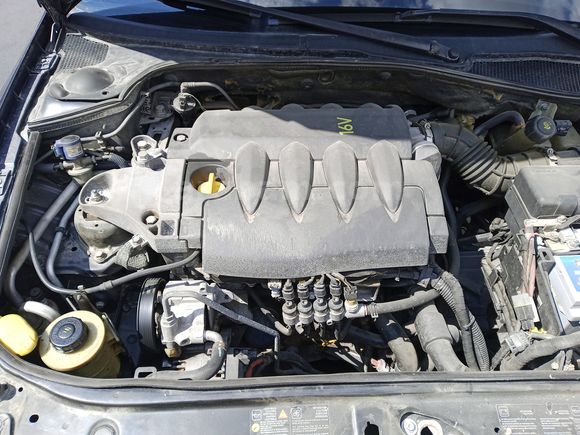 Sahibinden Renault Laguna 1.6 Privilege 2007 Model muyene yeni.periyodik bakımları yeni