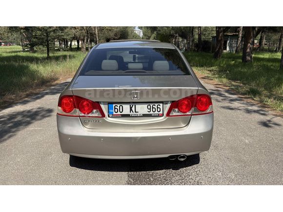 Sahibinden Honda Civic 1.6 Elegance 2007 Model Bursa 137.000 km Bej