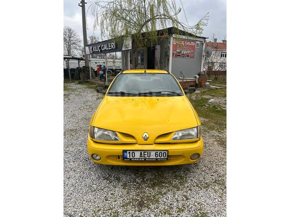 Galeriden Renault Megane 1.6 Coupe RN 1999 Model Çanakkale