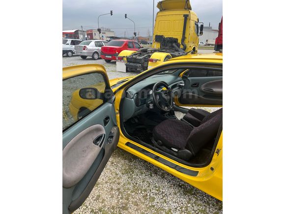 Galeriden Renault Megane 1.6 Coupe RN 1999 Model Çanakkale
