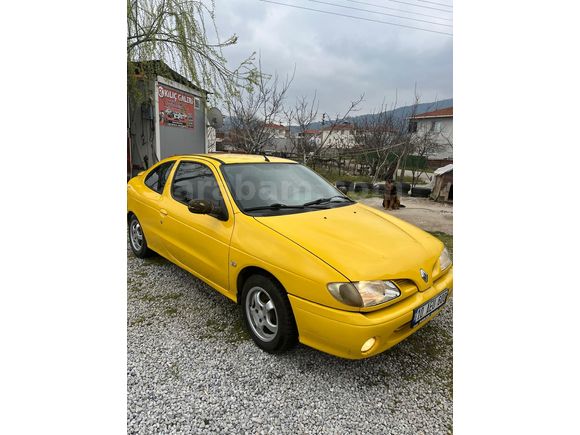 Galeriden Renault Megane 1.6 Coupe RN 1999 Model Çanakkale