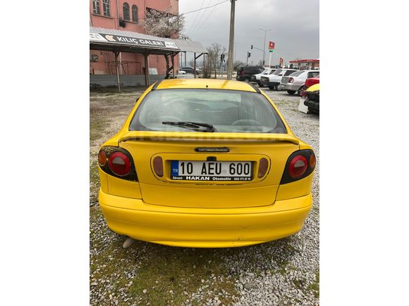Galeriden Renault Megane 1.6 Coupe RN 1999 Model Çanakkale
