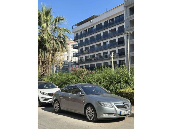 Sahibinden Opel Insignia 1.6 T Cosmo 2011 Model İzmir 131500 km Gri (Gümüş)
