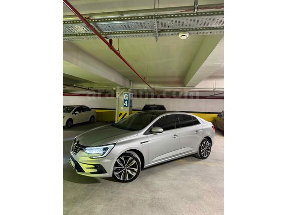 Renault Megane 1.3 İcon Full+Full 2025 Hatasız