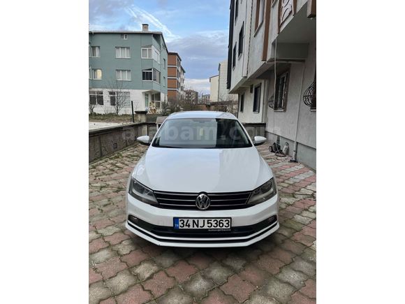 Sahibinden Volkswagen Jetta 1.6 TDi Comfortline 2015 Model  220.000 km Beyaz