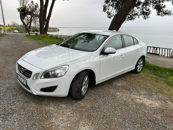Sahibinden Volvo S60 1.6 T4 Advance + Premium 2011 Model İl Sahibinden