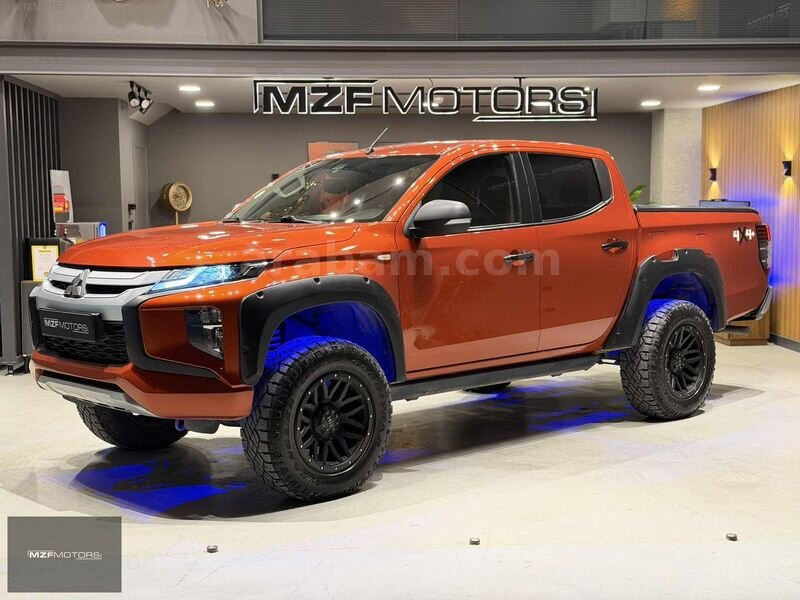 MZF MOTORS | L200 4x4 BLİZARD HATASIZ K.ISITMA E.BASAMAK Ç.DEMİR
