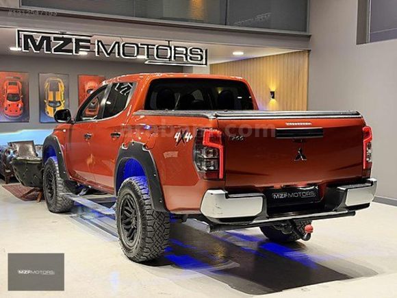MZF MOTORS | L200 4x4 BLİZARD HATASIZ K.ISITMA E.BASAMAK Ç.DEMİR
